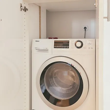 Home4now Dor04 Monteursunterkunft In I 3 Schlafzimmer Fuer 6 Personen I Kueche I Gaeste Wc I Smarttv I Wifi Dormagen