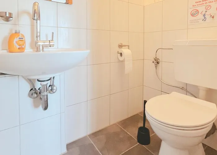 Apartment Home4now Dor04 Monteursunterkunft In I 3 Schlafzimmer Für 6 Personen I Küche I Gäste Wc I Smarttv I Wifi Dormagen